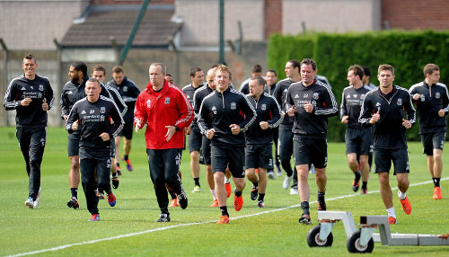 英媒：日本侵略者照片事件是个失误，布莱顿和英超此前都不了解此事（英媒称“日本侵略者”照片风波系失误，布莱顿与英超此前并不知情）