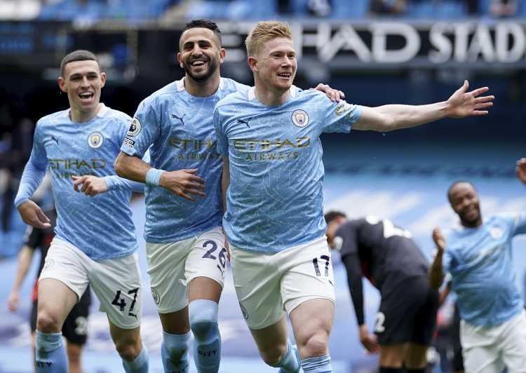 2-0！五大联赛最猛队诞生：三线连续18场不败，同时领跑英超+欧冠（2-0再奏凯！顶级联赛最强势球队三线豪取18场不败，英超与欧冠双线领跑）