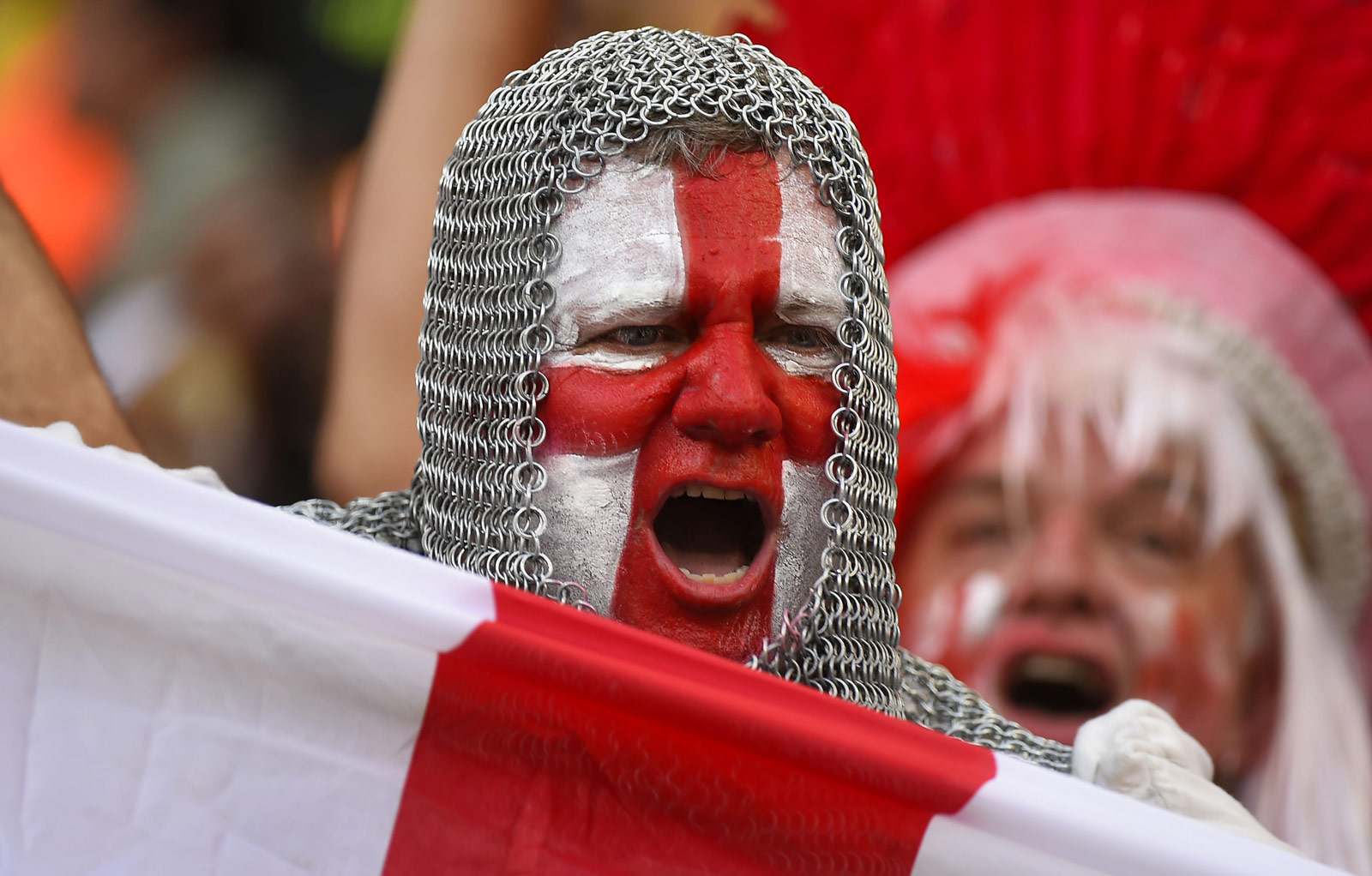 1.6亿到500万！英格兰前国脚6年身价缩水32倍，无球可踢躺赚1.5亿（从1.6亿缩水至500万：英格兰前国脚6年蒸发32倍，没球踢照样进账1.5亿）