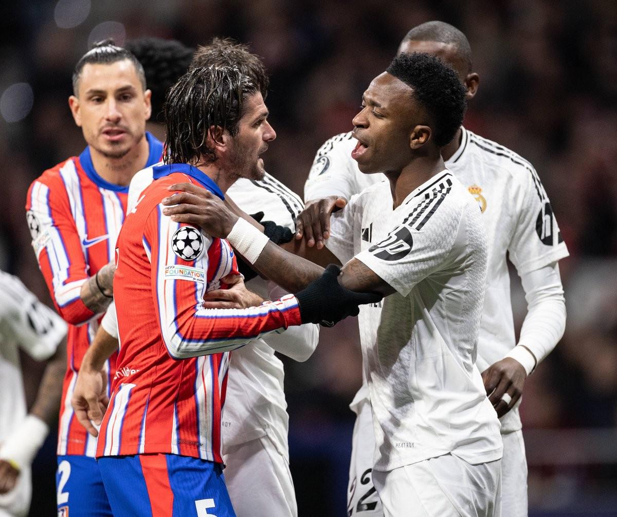 重返国家队？巴媒：库蒂尼奥已经入选巴西国家队11月初选名单（巴媒：库蒂尼奥入围巴西队11月初选，或将重返国家队）